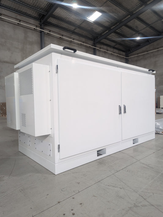 DPA Energy ESSential 45kVA 3 x 450/200 Pre-Wired Cabinet (Victron) with 2 x 1500W DC Aircon units - includes 3 x 48/15000 Victron MP II, Ekrano