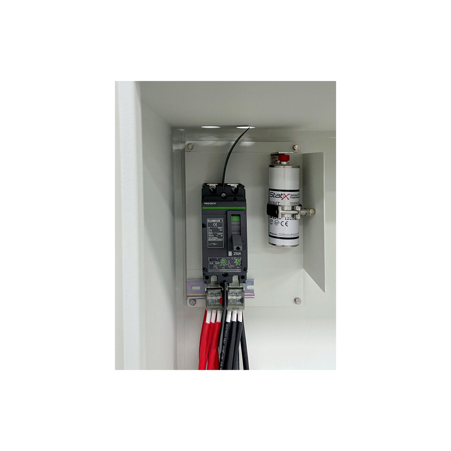 PowerPlus Energy Cabinet for Inverter & 8x Batteries IP54 - PEF8-B250